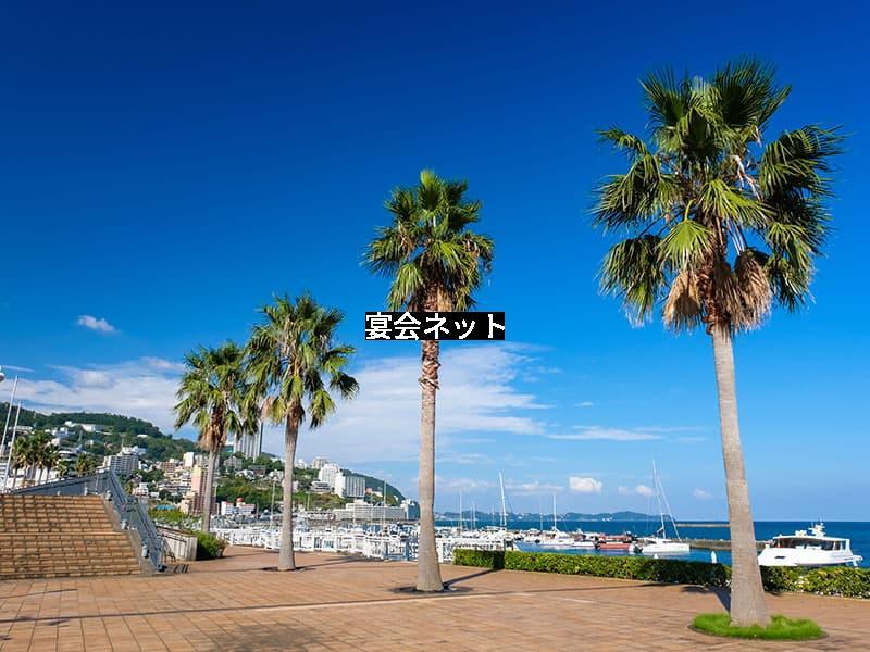 熱海の近くのビーチ