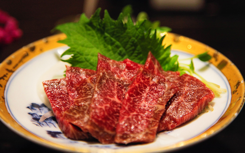 菊池温泉の馬刺し