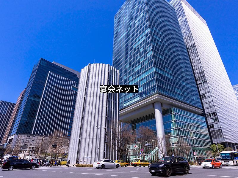 東京駅前