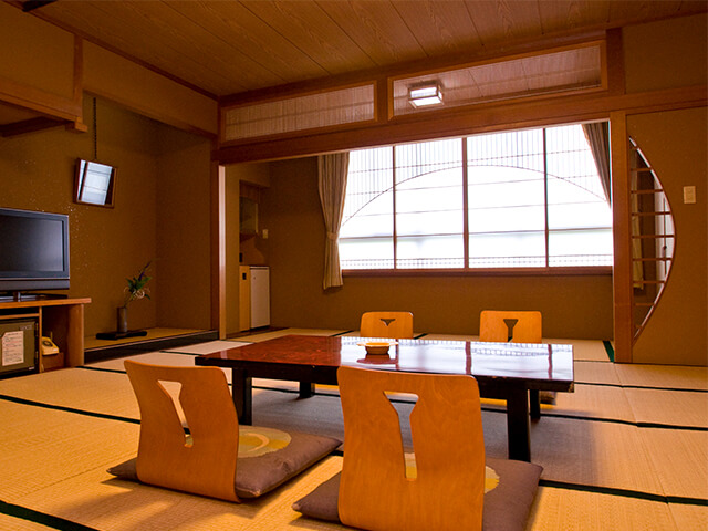 芦原温泉旅館和室