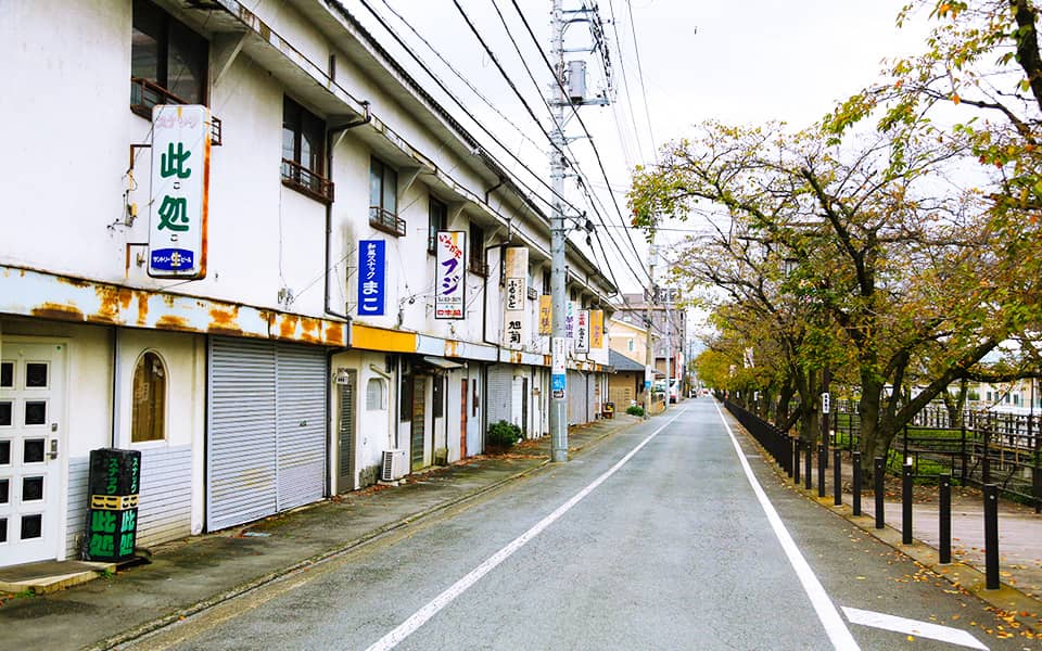 石和温泉の飲み屋街