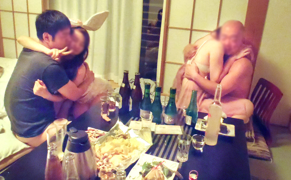 山代温泉のピンクコンパニオン宴会