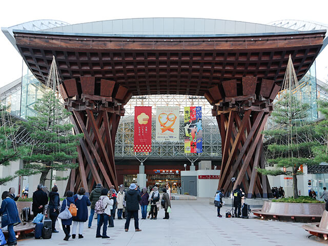 石川県金沢駅