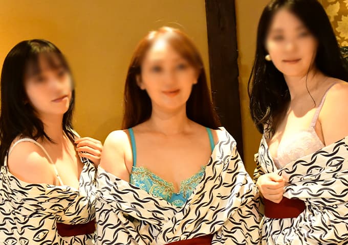 スーパーコンパニオン達