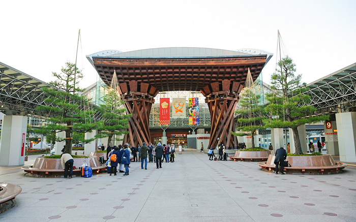 金沢駅