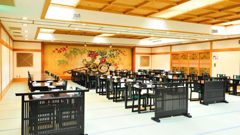 鬼怒川温泉の旅館の館内の風景