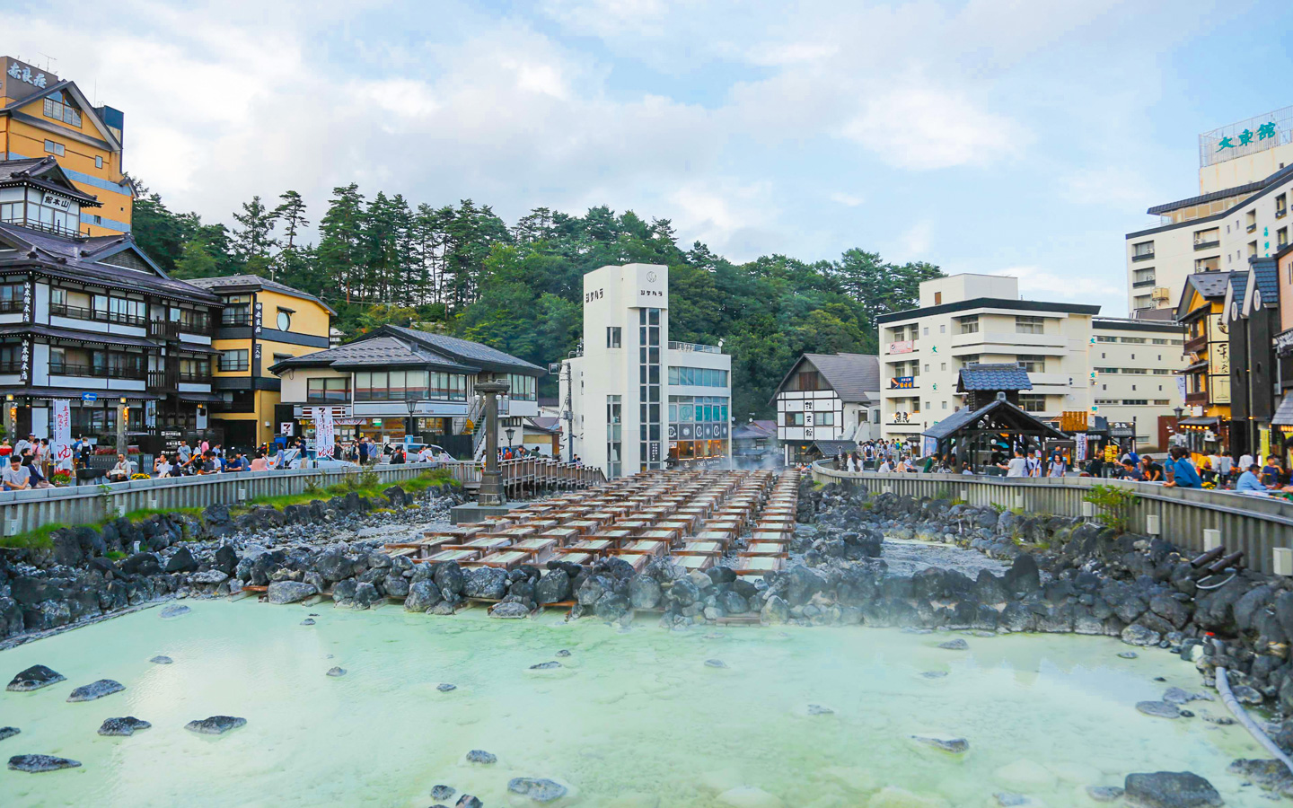 草津温泉