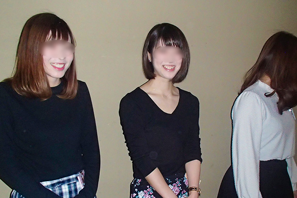 私服コンパニオン