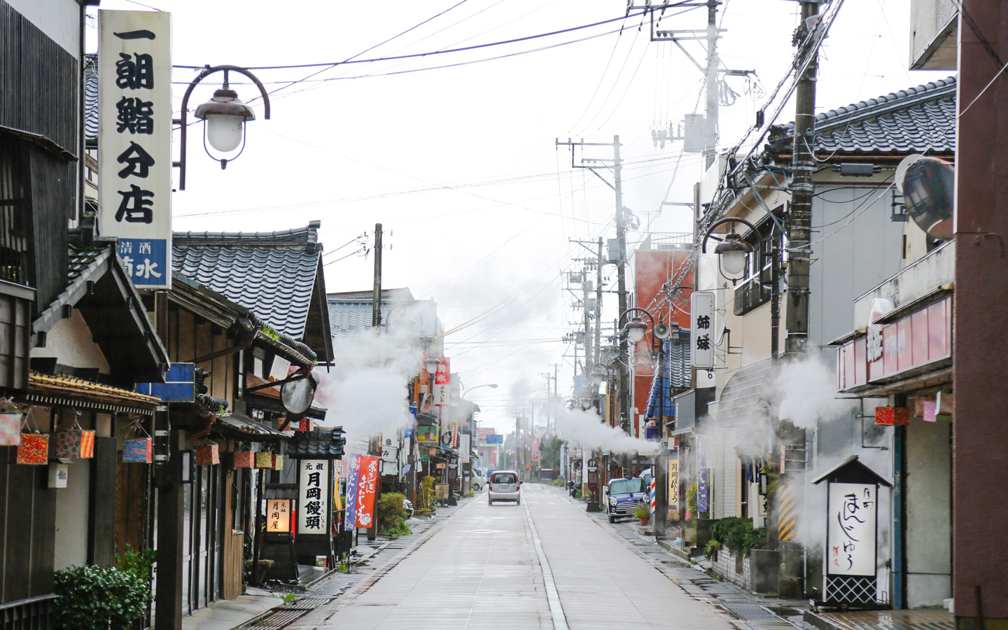 月岡温泉の温泉街