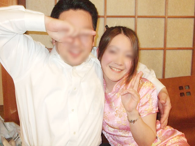 チャイナドレスのコンパニオン