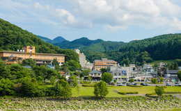 繋温泉