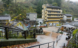 湯涌温泉