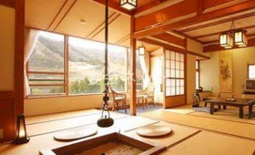 囲炉裏の間付き客室