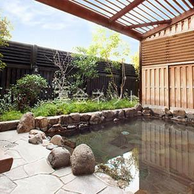 露天風呂「浜風の湯」露天風呂付客室 - 小豆島国際ホテル