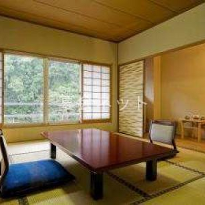 和室 - 依山楼岩崎