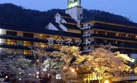外観 - 三朝館