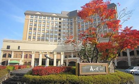 ホテル森の風鶯宿の外観