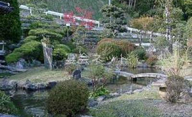 庭園 - 白龍館