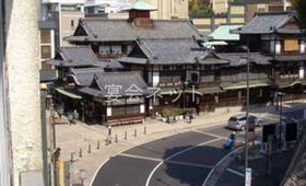 道後温泉本館前 - ホテル東雲亭