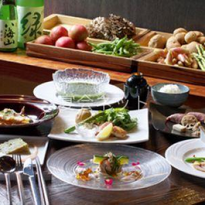 料理 - HATAGO井仙