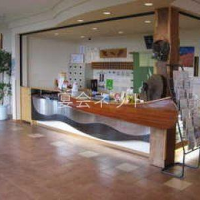 Shop 2102 4