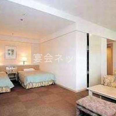 Shop 2404 1