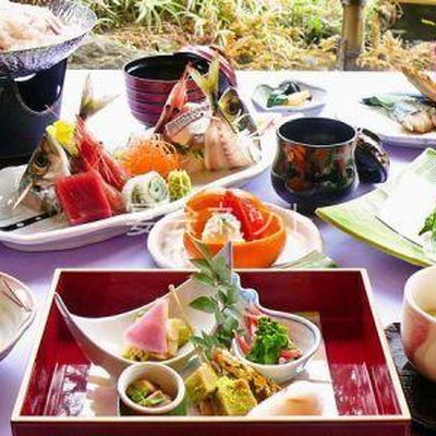 料理 - ホテル城山