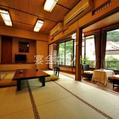 ゆったり広い客室（懐かしの間）羽衣 - 彌榮館