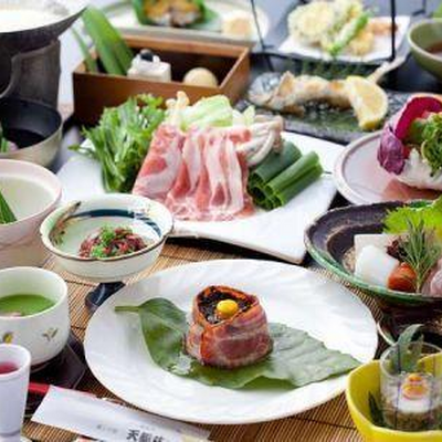料理 - 旅館　天龍荘