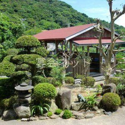 庭 - 潮風の宿　やま七