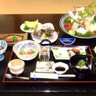 料理 - やまに郷作