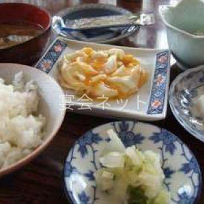 朝食 - サラサヤ旅館