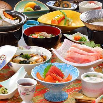 料理 - 愛隣館