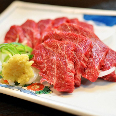 馬刺し