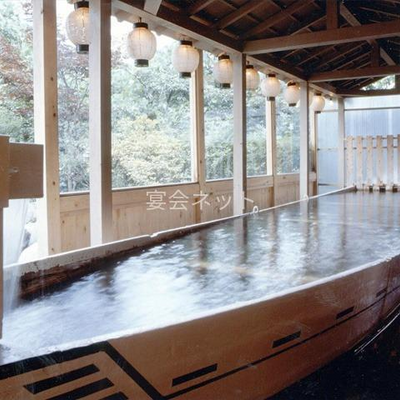 鬼怒川パークホテルズの船形の露天風呂