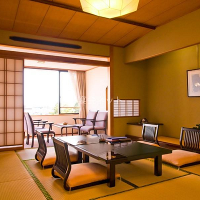 八木　部屋