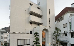 Y305417096