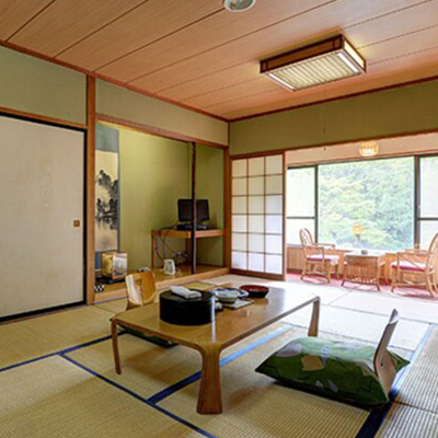 マウント 部屋