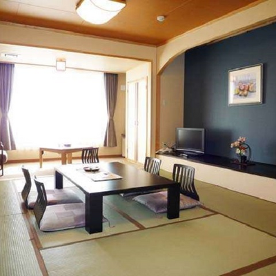 八峯苑 部屋