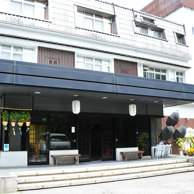 外観 - 塚越屋七兵衛